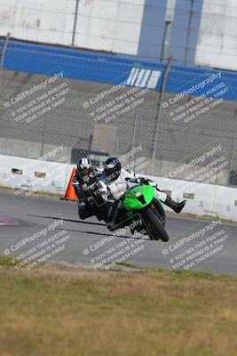 media/Nov-26-2022-Fastrack Riders (Sat) [[b001e85eef]]/Level 2/Session 3 Outside Turn 9/